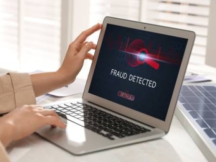 Hartford, CT online fraud defense lawyer